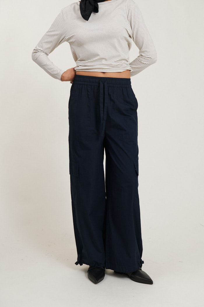 Basic Apparel Tilde Loose Cargo Pants Bukser 606 Sky Captain